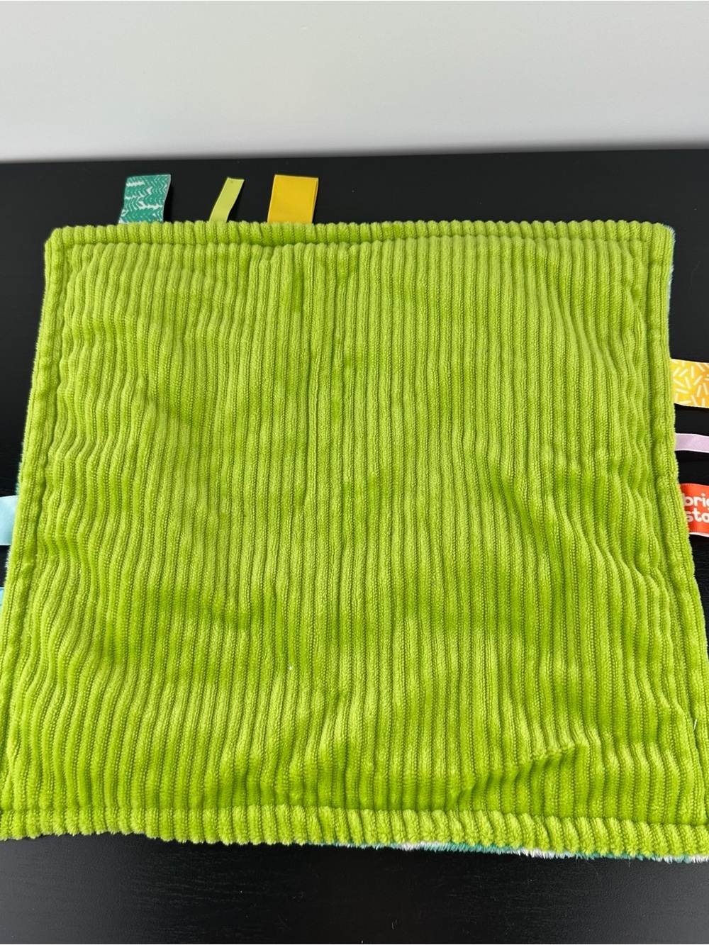 Bright Starts Taggies Green White Leaf Lovey Security Blanket 12" x 12" Plush - Picture 2 of 3